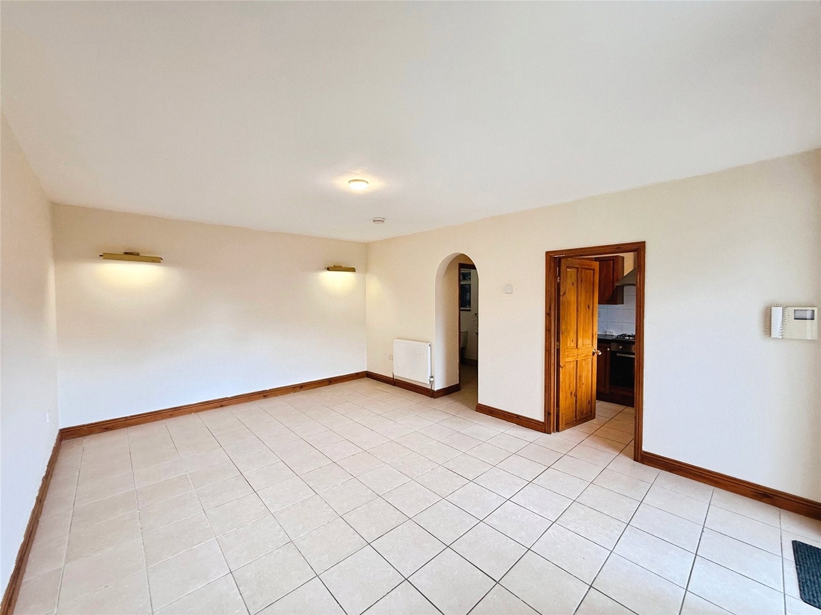 House Hart Dene Court in Surrey Heath