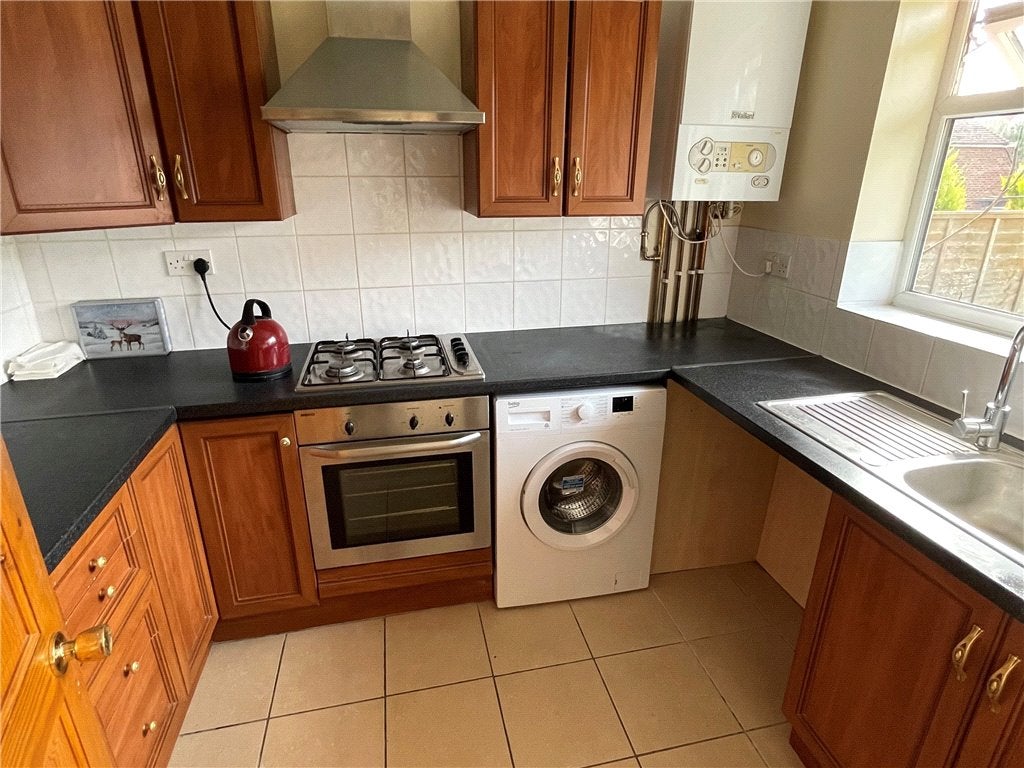 House Hart Dene Court in Surrey Heath