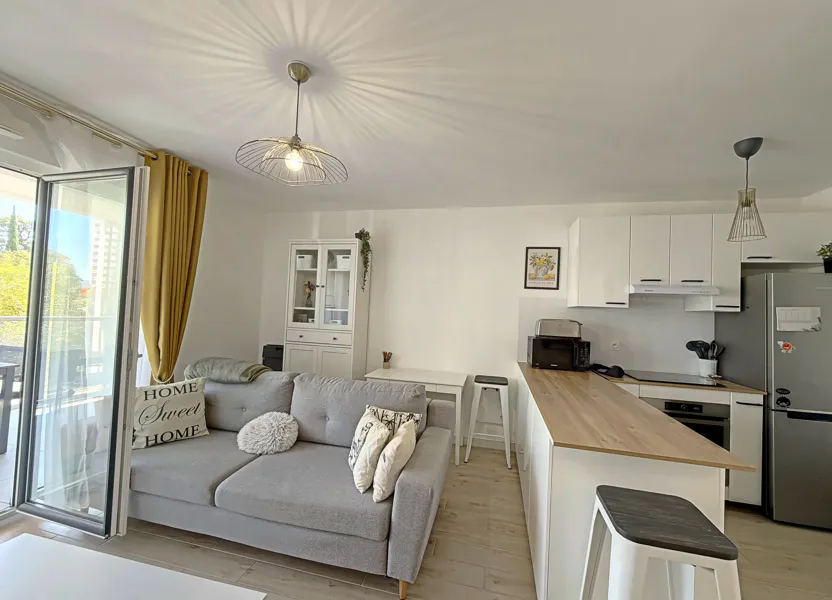 Appartement Rue Aviateur Le Brix à Marseille