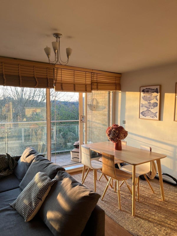 Room Goldsmiths' Row in Greater London