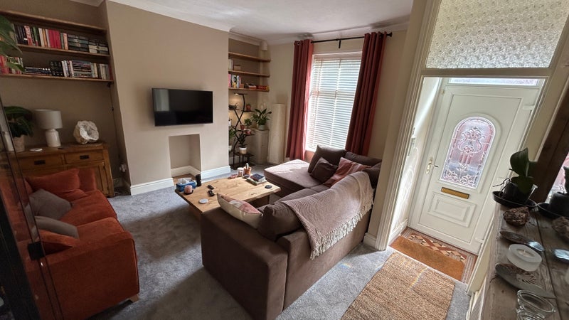 Room Shakerley Road in Tyldesley