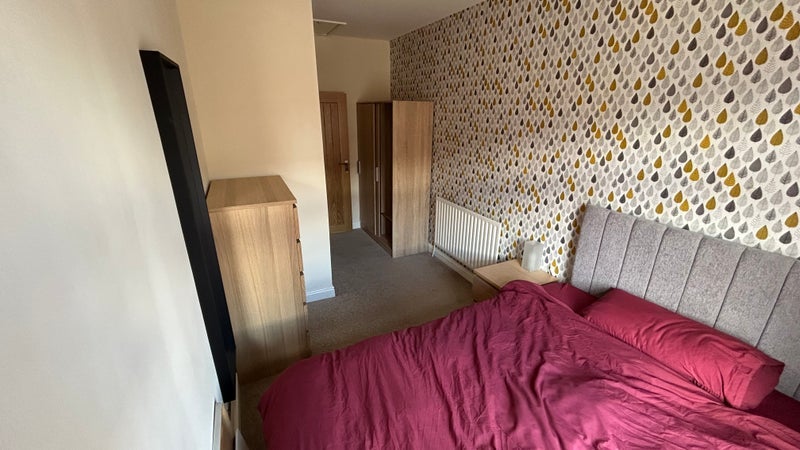 Room Shakerley Road in Tyldesley