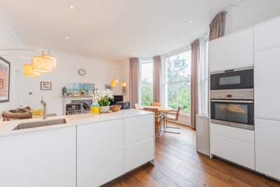 Flat Eliot Park in Greater London