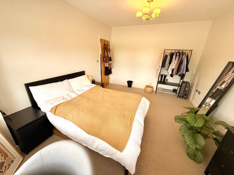 Room Kidbrooke Park Road in Greater London