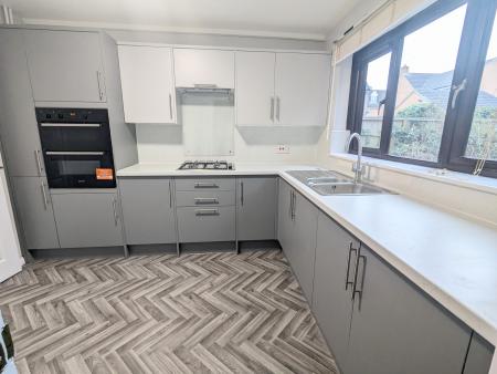 House Quantock Close in Barton Seagrave