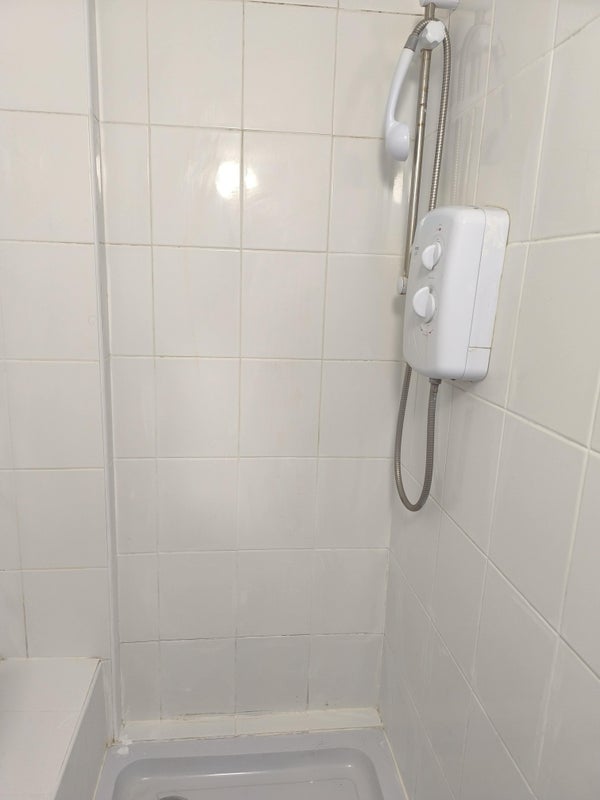 Room Downland Drive in Crawley