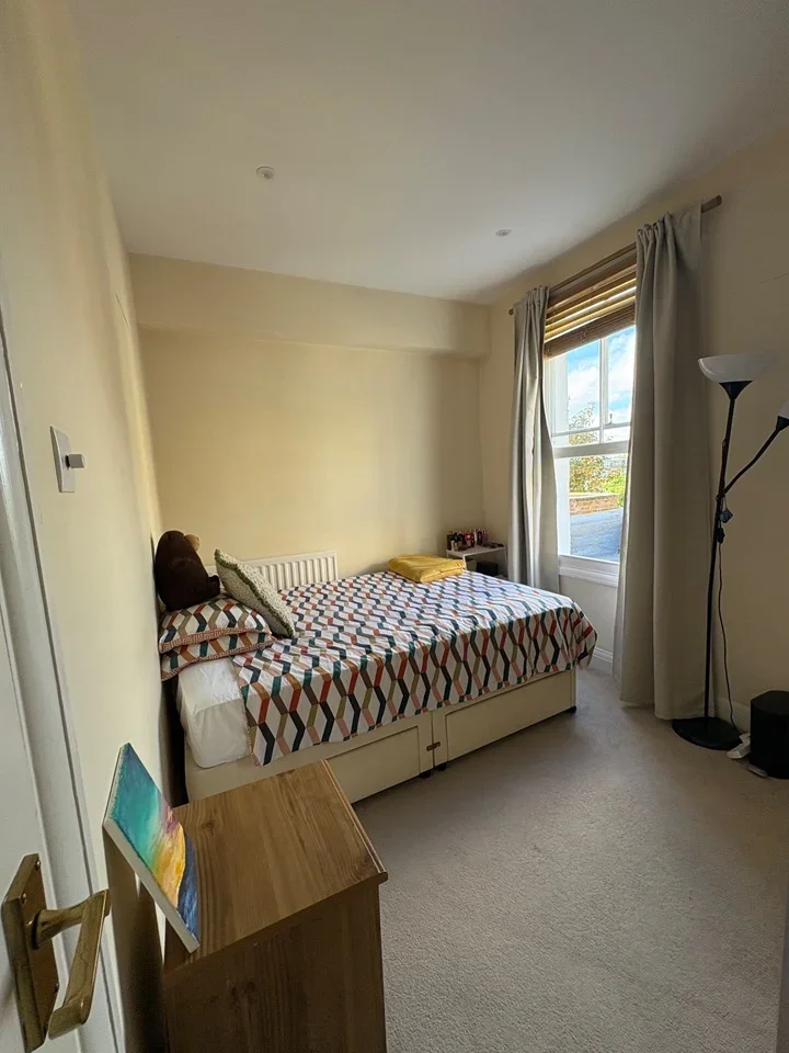 Room Lexham Gardens in Greater London