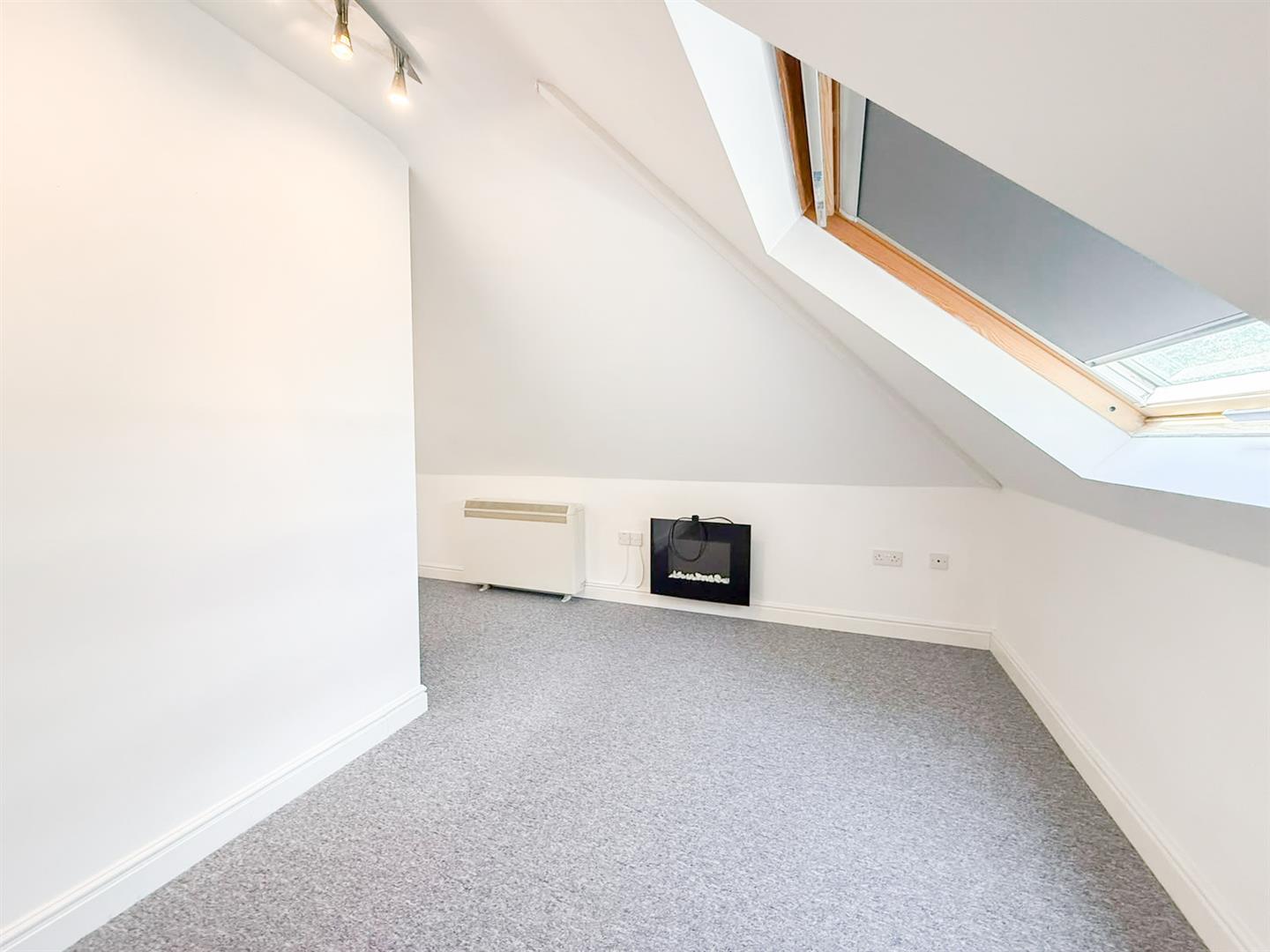 Flat New Town in Wealden