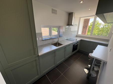 Flat Newbold Terrace East in Royal Leamington Spa