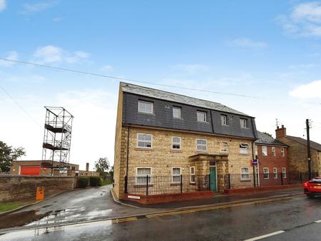 Flat High Street in South Kesteven