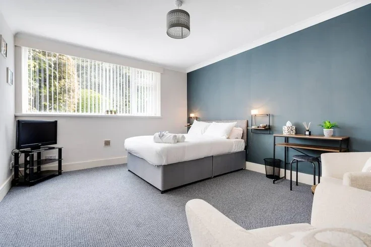Flat Woolton Road in Liverpool