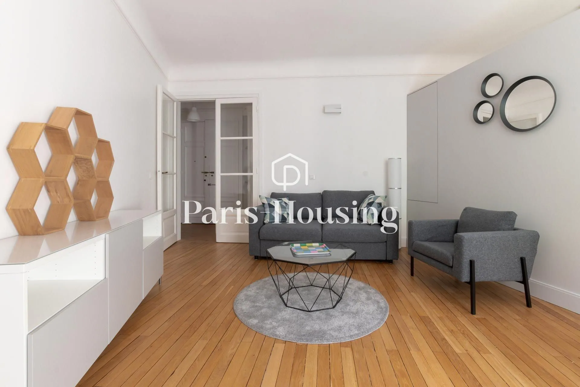 Flat Avenue Félix Faure in Paris