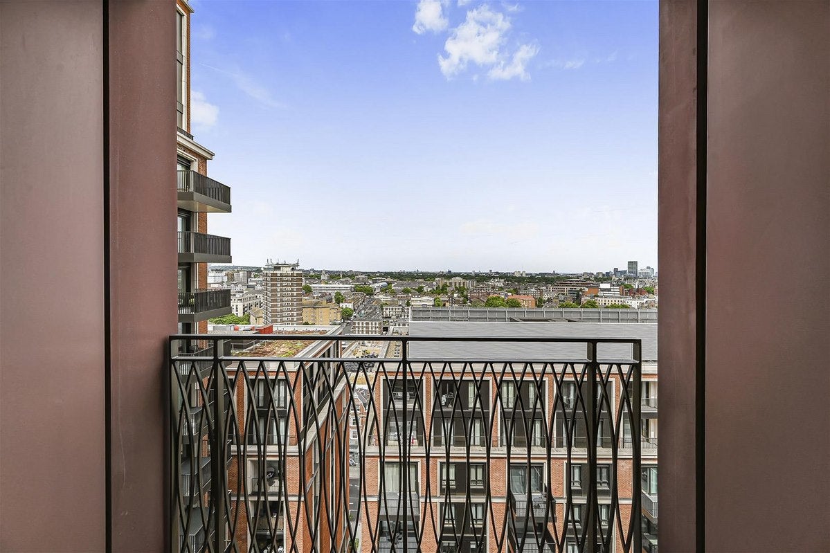 Flat Newcastle Place in City of Westminster