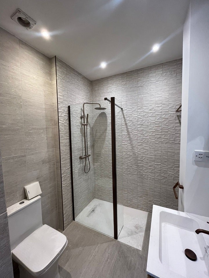 Room Coleherne Road in Greater London
