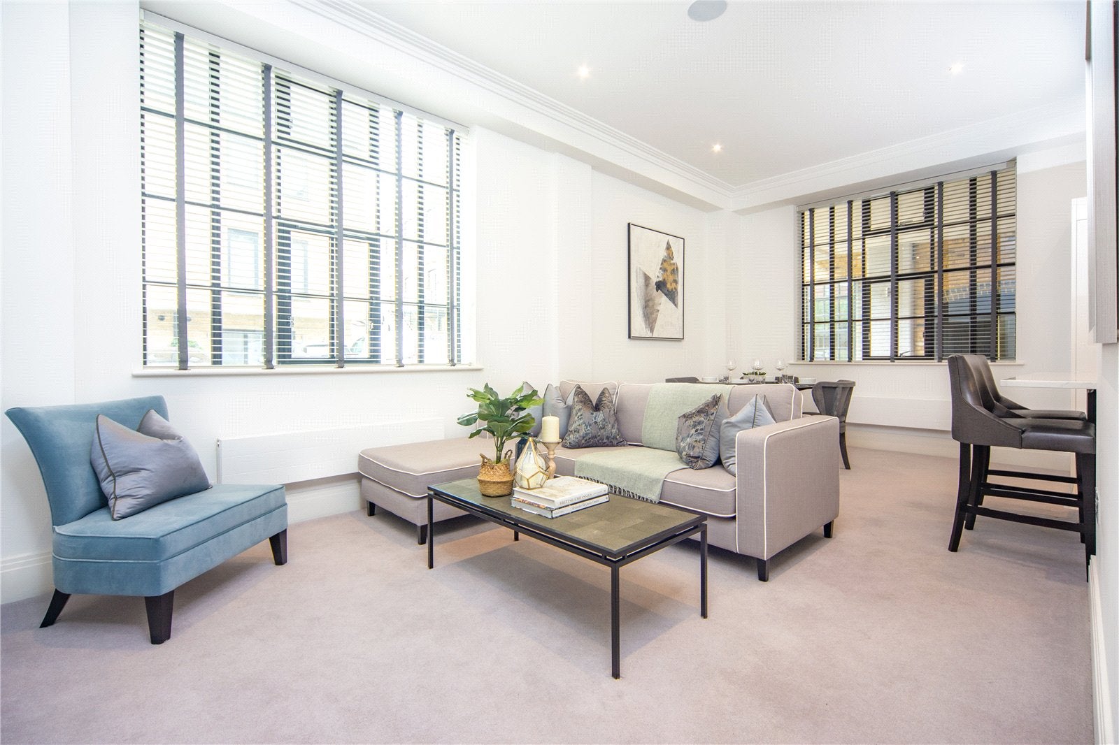 Flat Rainville Road in Greater London