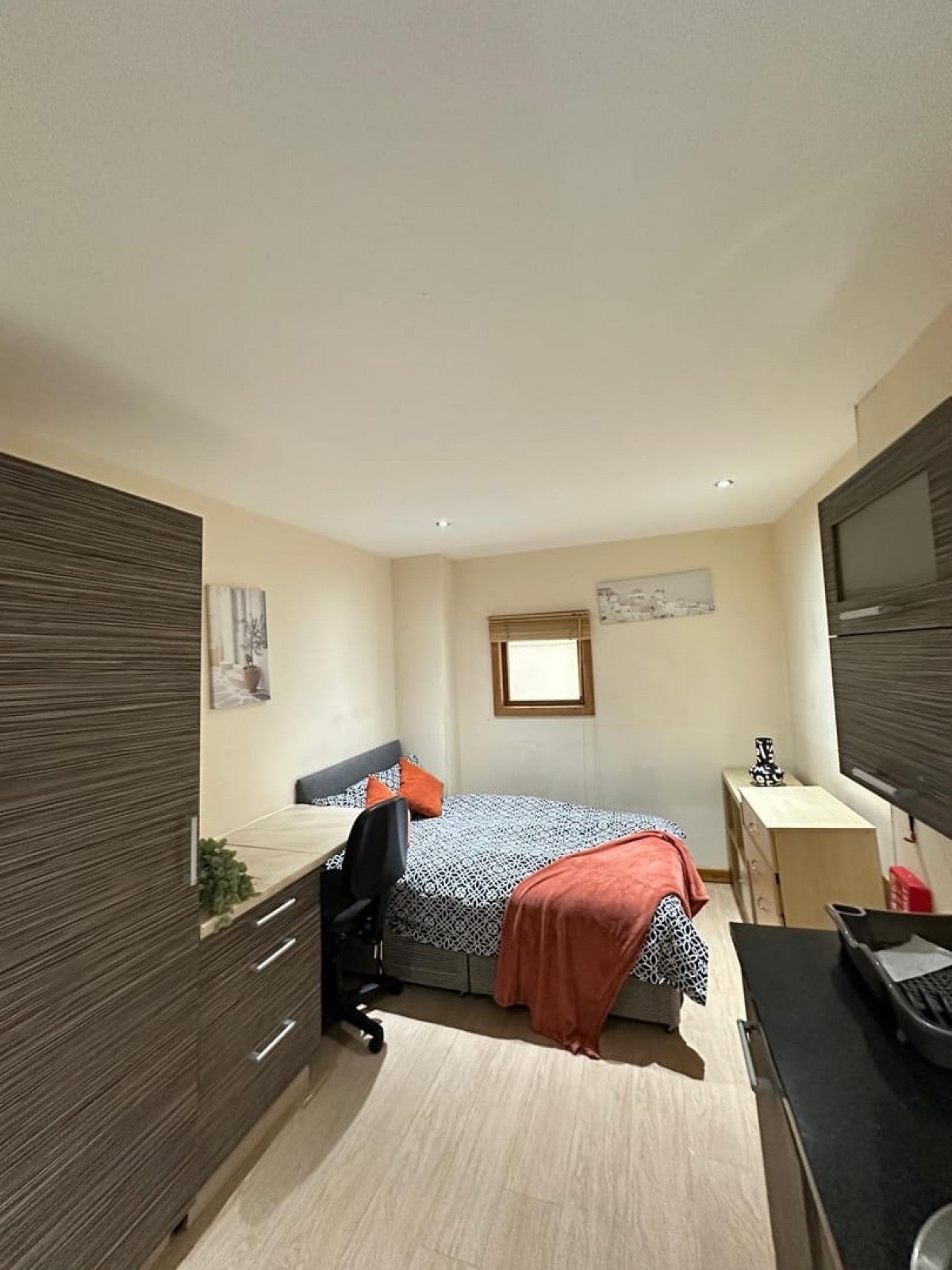 Flat Fawcett Street in Sunderland