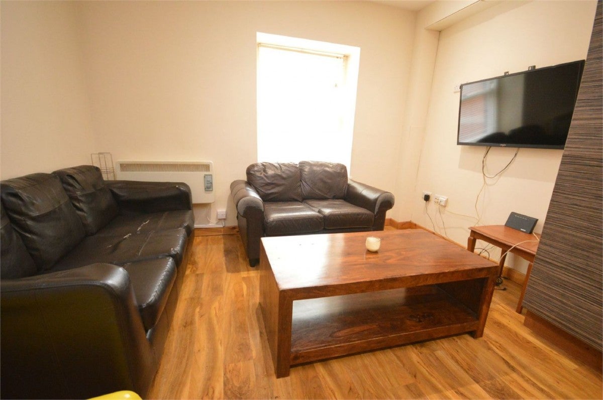 Flat Fawcett Street in Sunderland