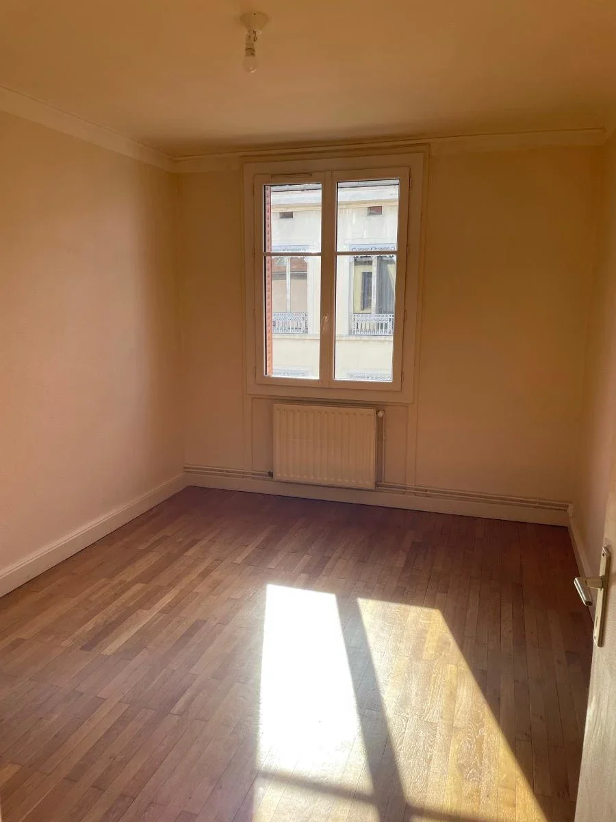 Flat Rue Salomon Reinach in Lyon