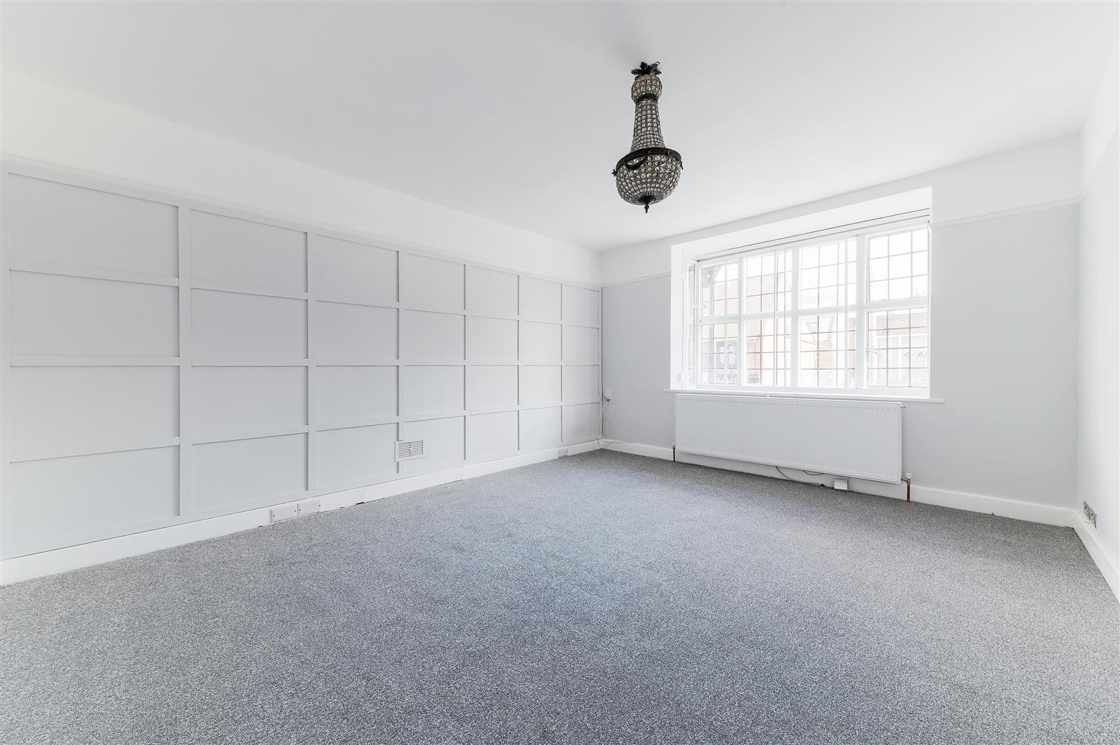 Flat The Broadway in Greater London