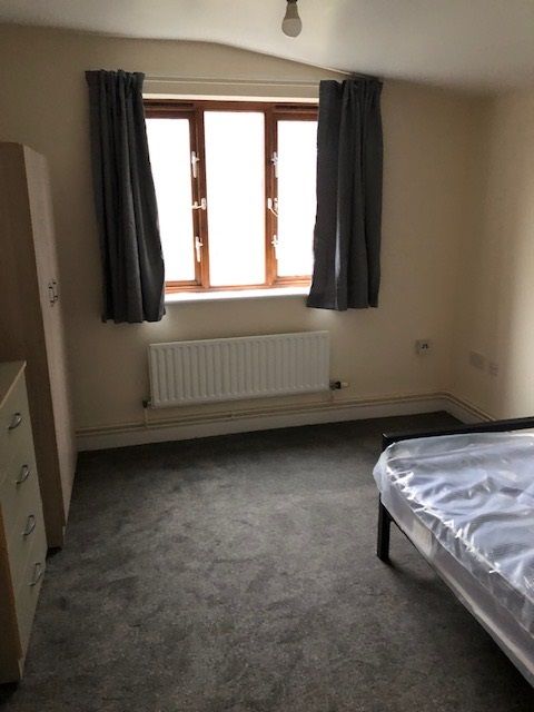 Flat Wilton Road in Salisbury