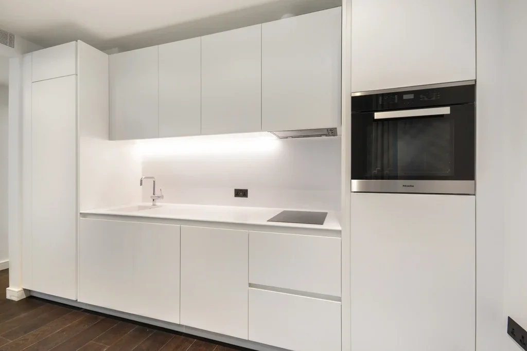 Flat York Road in Greater London
