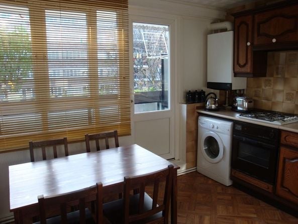 Room West Arbour Street in Greater London
