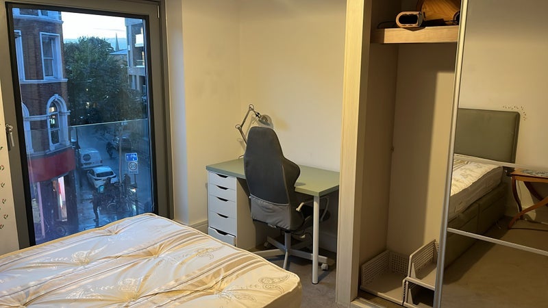 Room Abbot Street in Greater London
