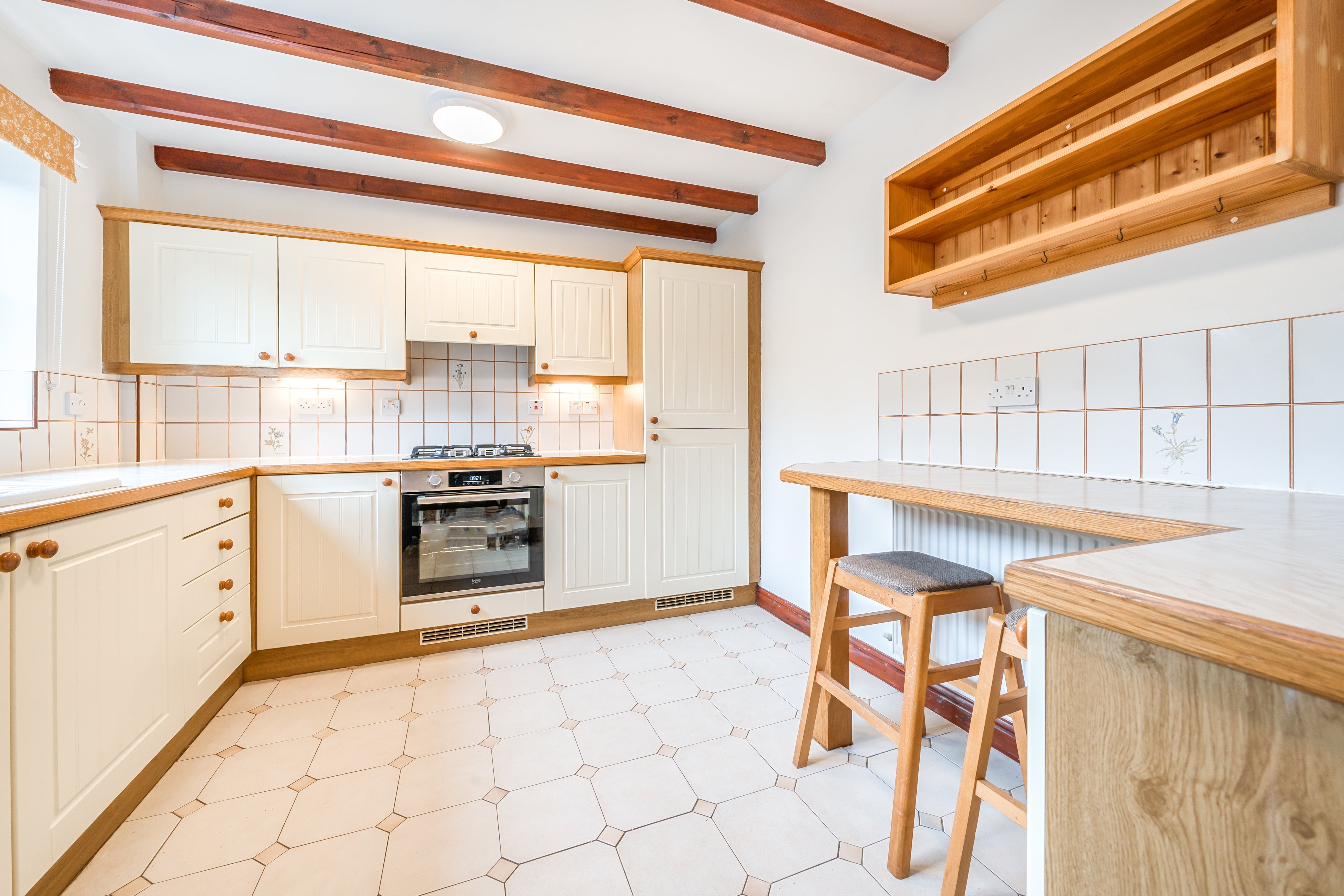 House Mount Pleasant Close in Cotswold District