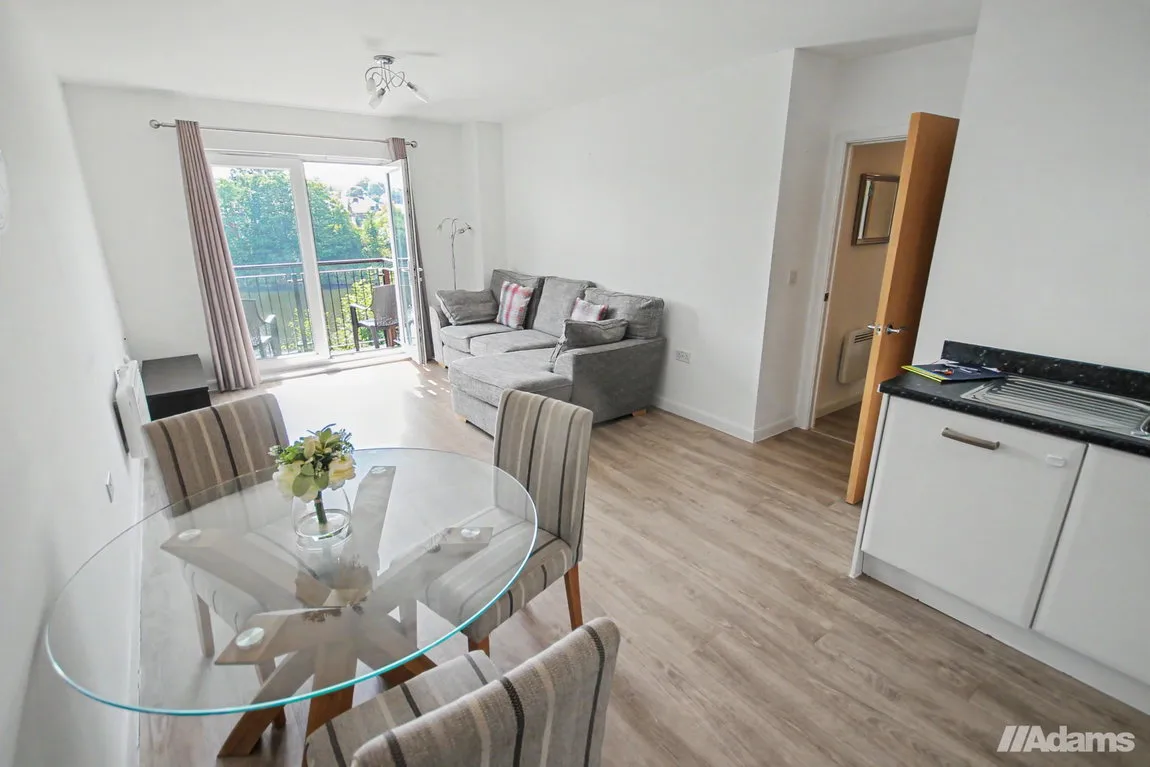Flat Lulworth Place in Warrington