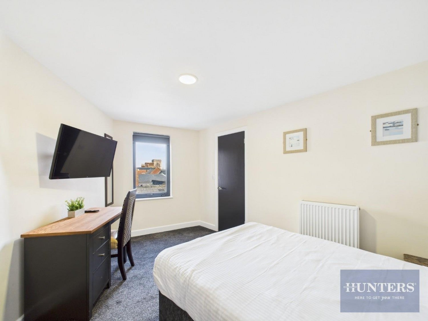 Flat Llanthony Road in Gloucester