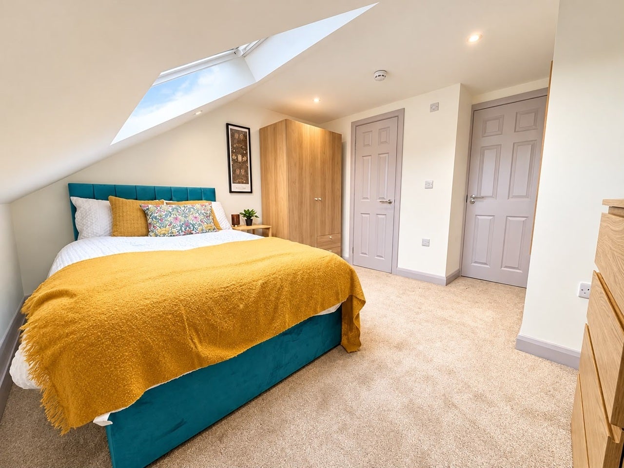 Room St Georges Road in Gillingham