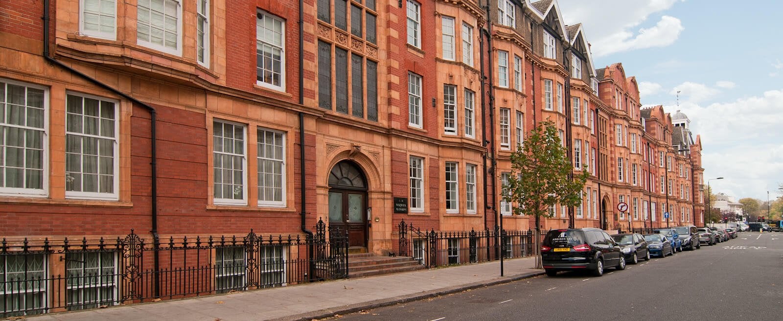 Flat Cromwell Crescent in Greater London