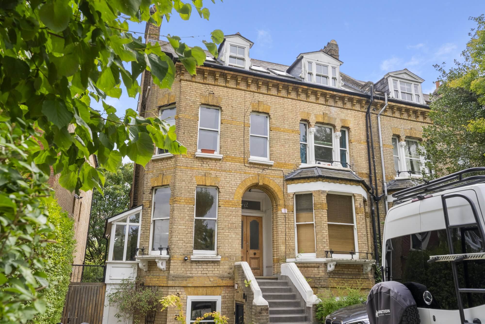 Flat Cromwell Crescent in Greater London