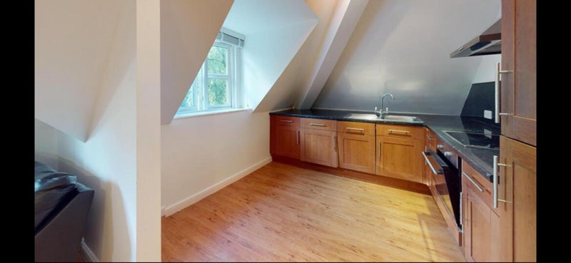 Room North Grange Mount in Leeds