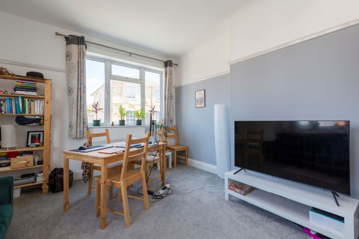 Flat Roma Court in Sevenoaks