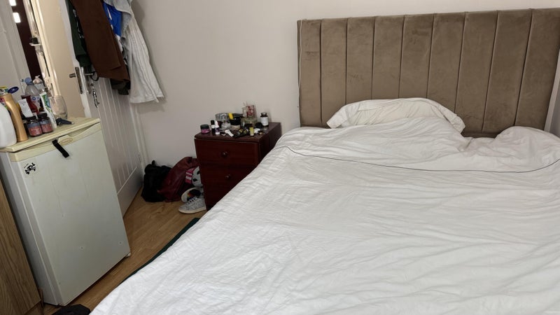 Room Loughborough Road in Greater London
