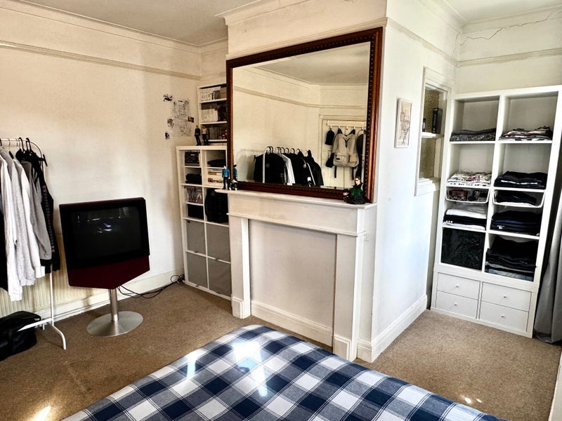 Room Nether Street in Greater London