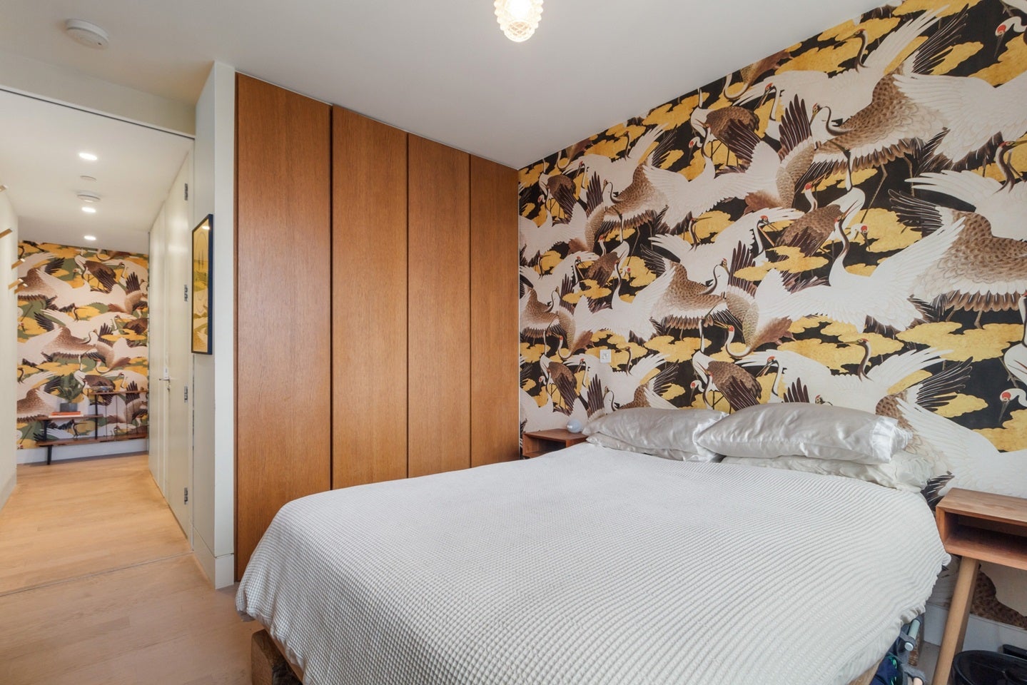 Flat Colville Street in Greater London