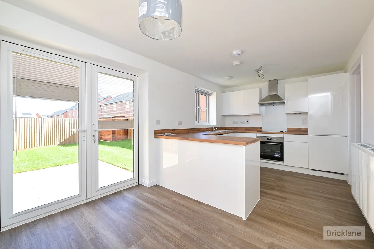 House Eady Drive in Harborough