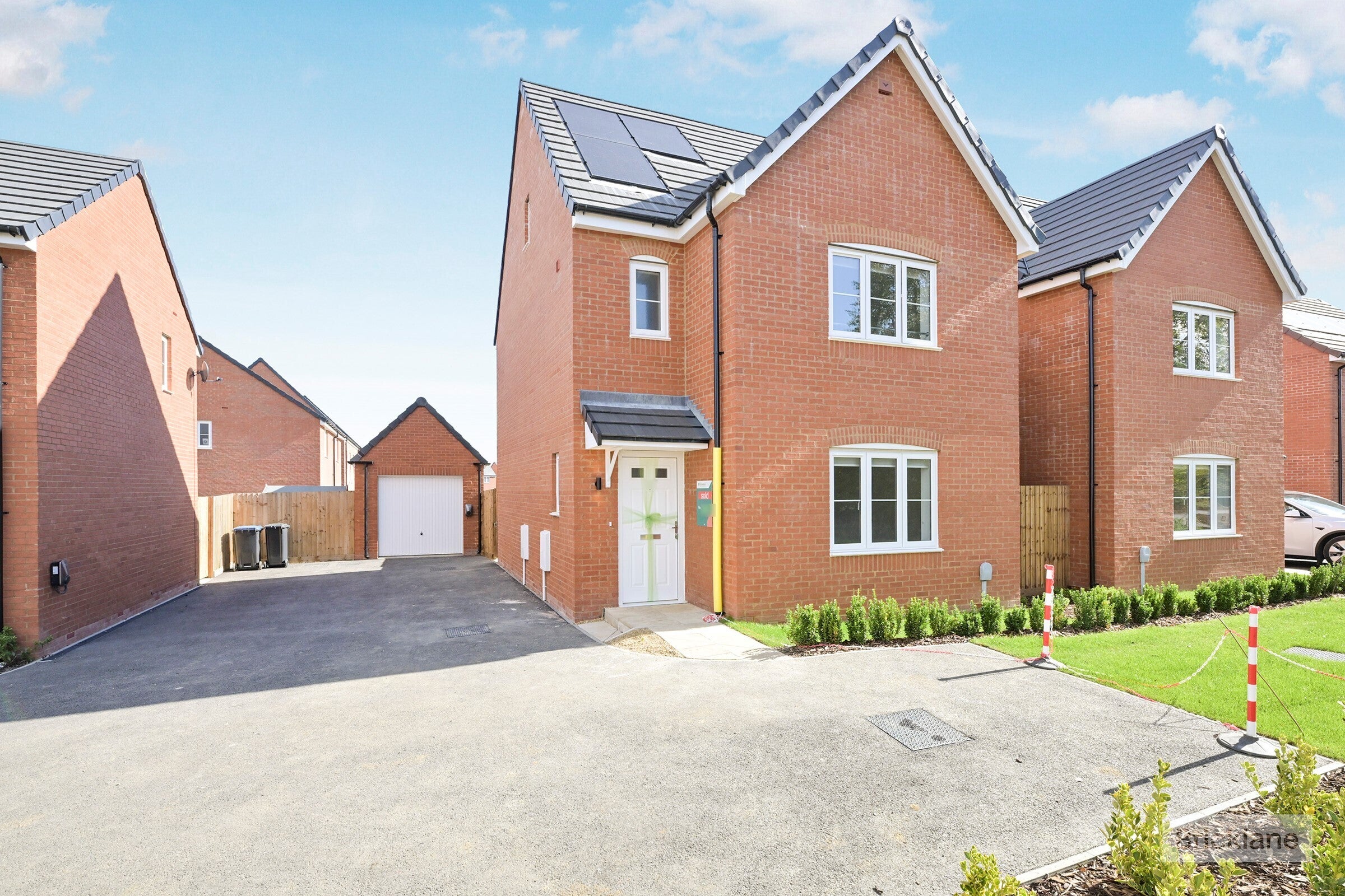 House Eady Drive in Harborough