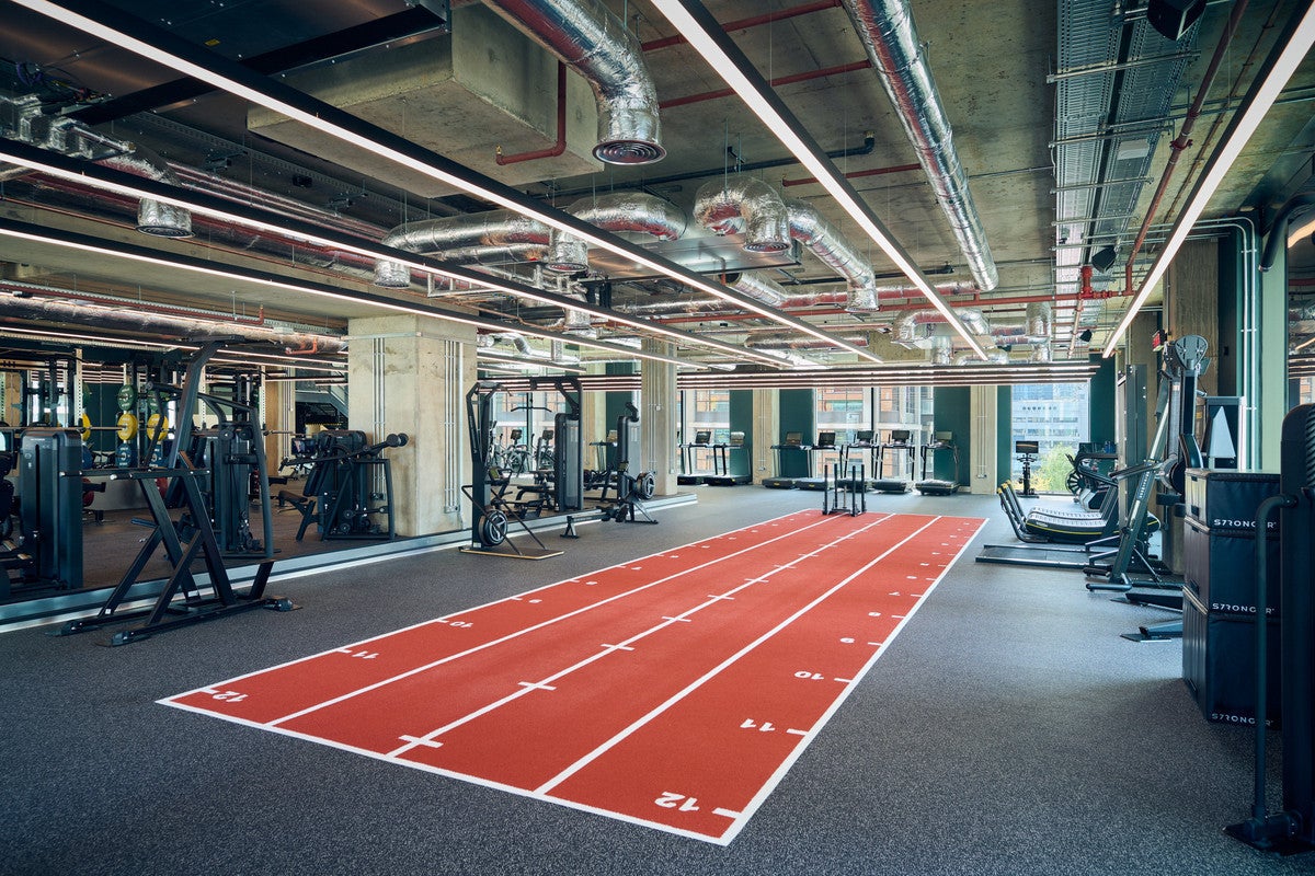 Flat Park Drive in Greater London