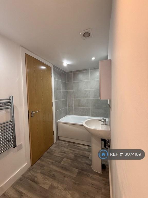 Flat Stamford Street in Tameside