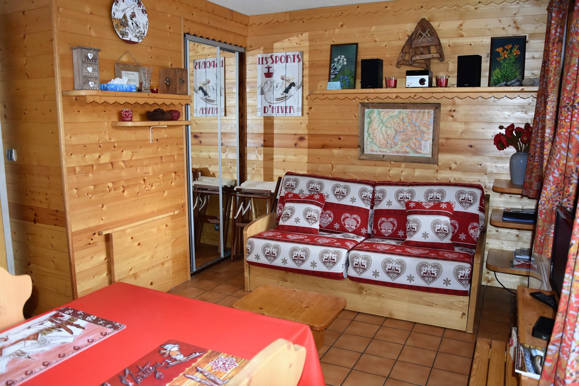 Appartement Rue des XVIèmes Olympiades à Pralognan-la-Vanoise