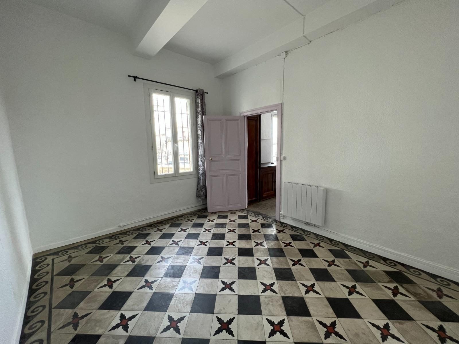 House Place de la Concorde in Gallargues-le-Montueux
