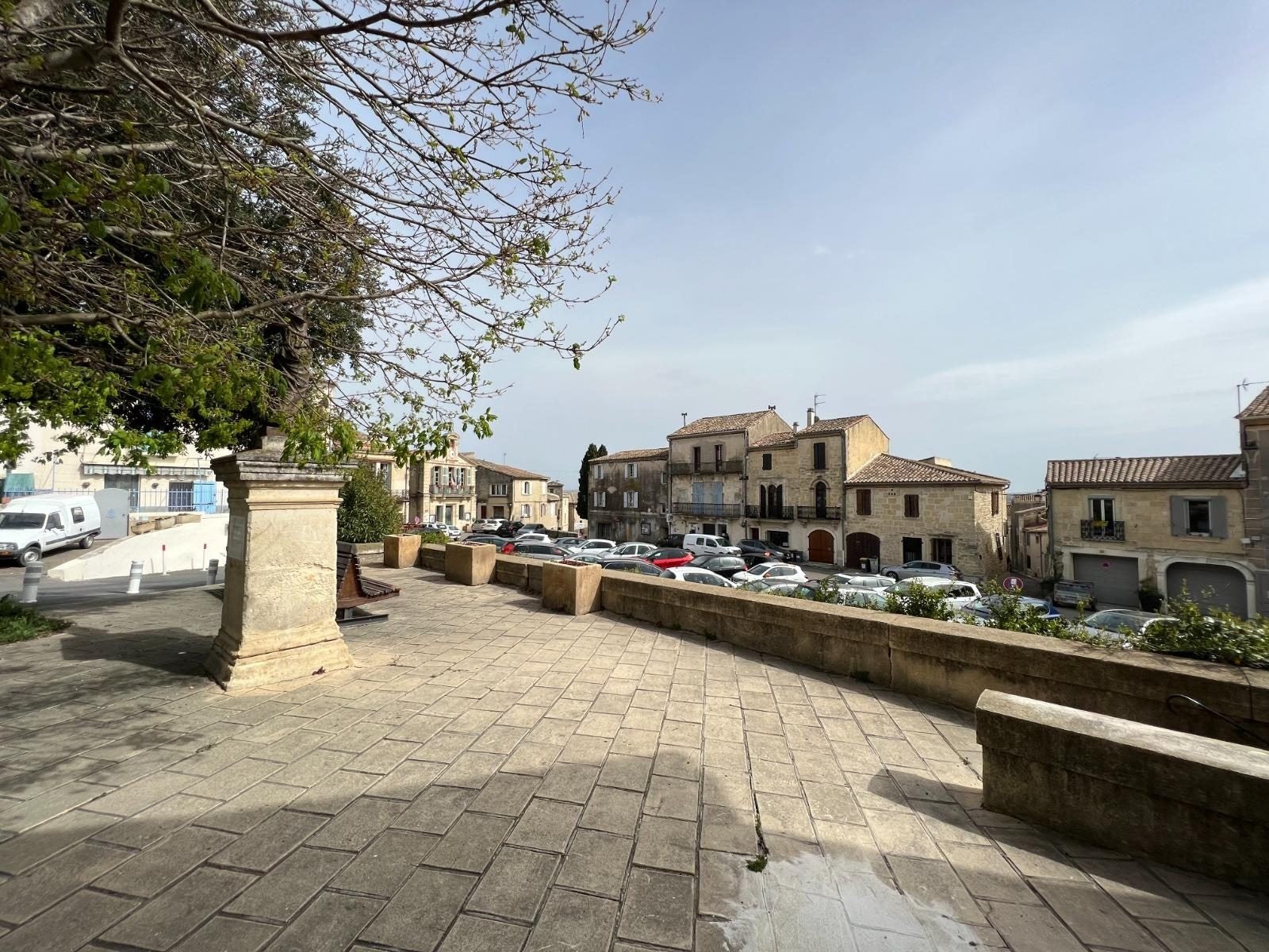 House Place de la Concorde in Gallargues-le-Montueux