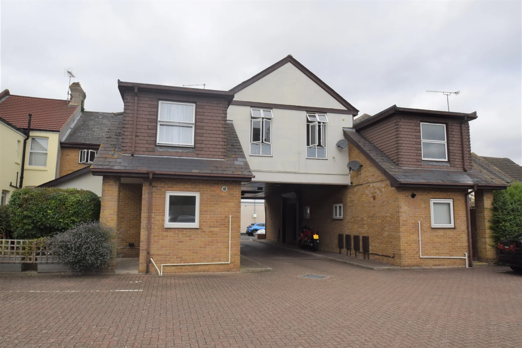 Flat Shakespeare Road in Gillingham