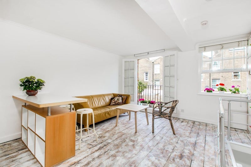 Room Royal Crescent Mews in Greater London