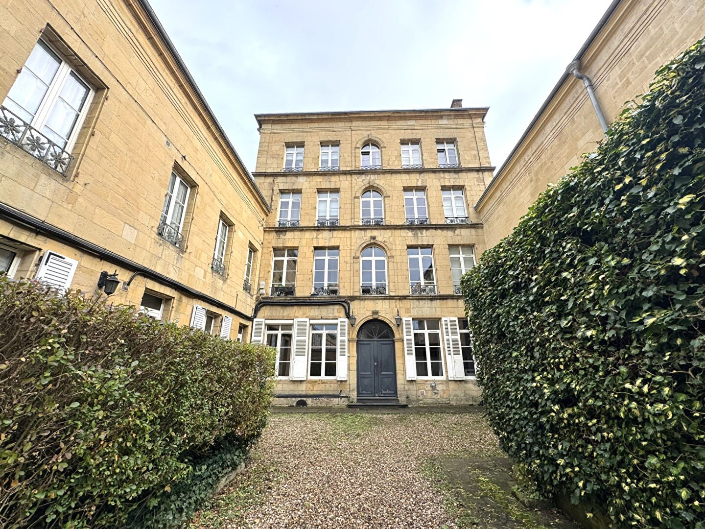 Flat Rue de Condé in Charleville-Mézières