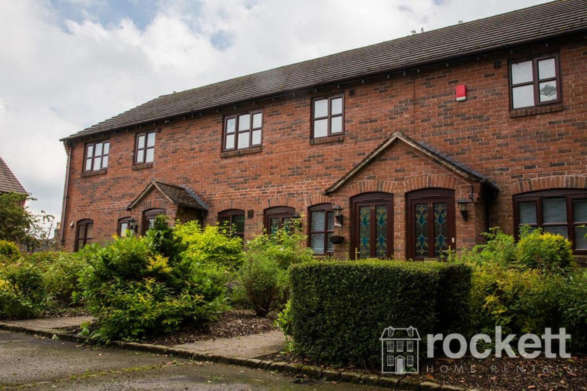 Flat Hunters Walk in Stafford