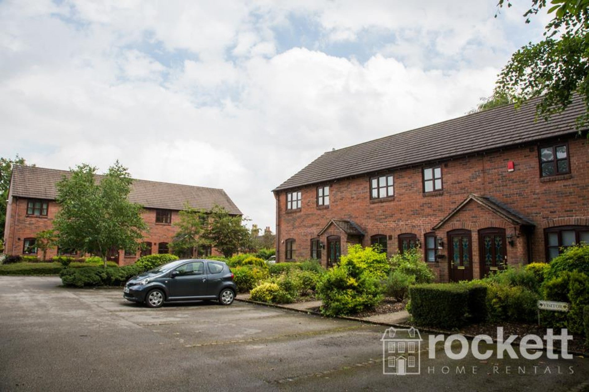 Flat Hunters Walk in Stafford